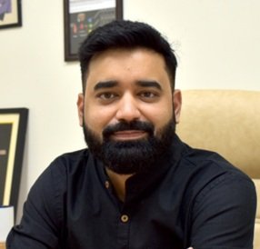 Engineering with Light: Shaping the Future of Photonics and Clean Energy Engineering with Light: Shaping the Future of Photonics and Clean Energy